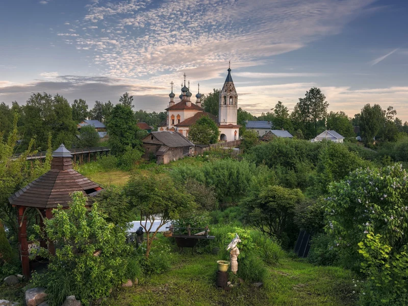 церковь, вечер