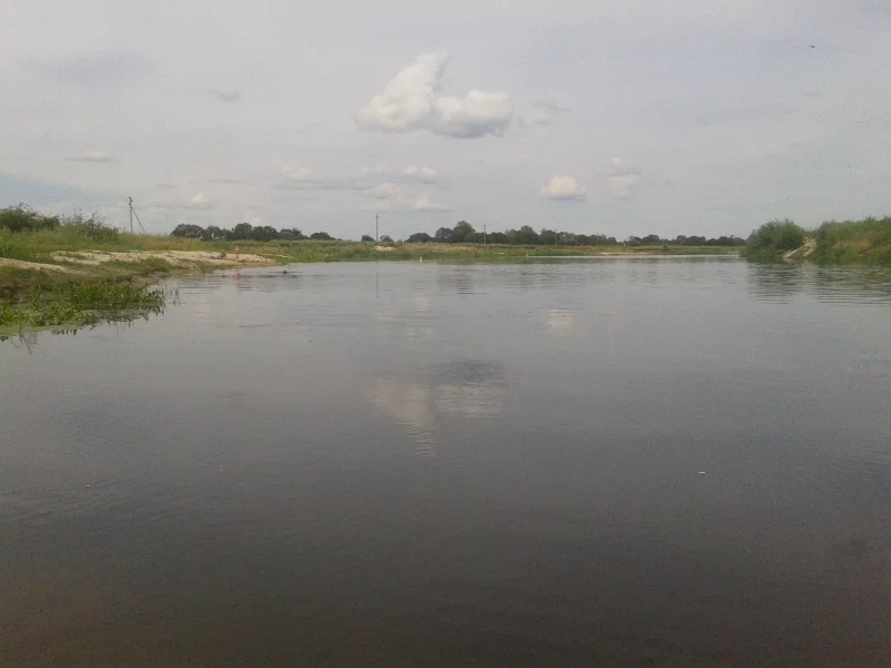 река, пляж, небо