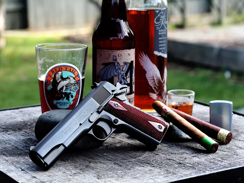 пистолет, colt, 1911, sigar, vine, complete, hammerless, pistol, equipment, weapon, fast, gun, pistols, weapons, see, sun, dark, sun, wide
