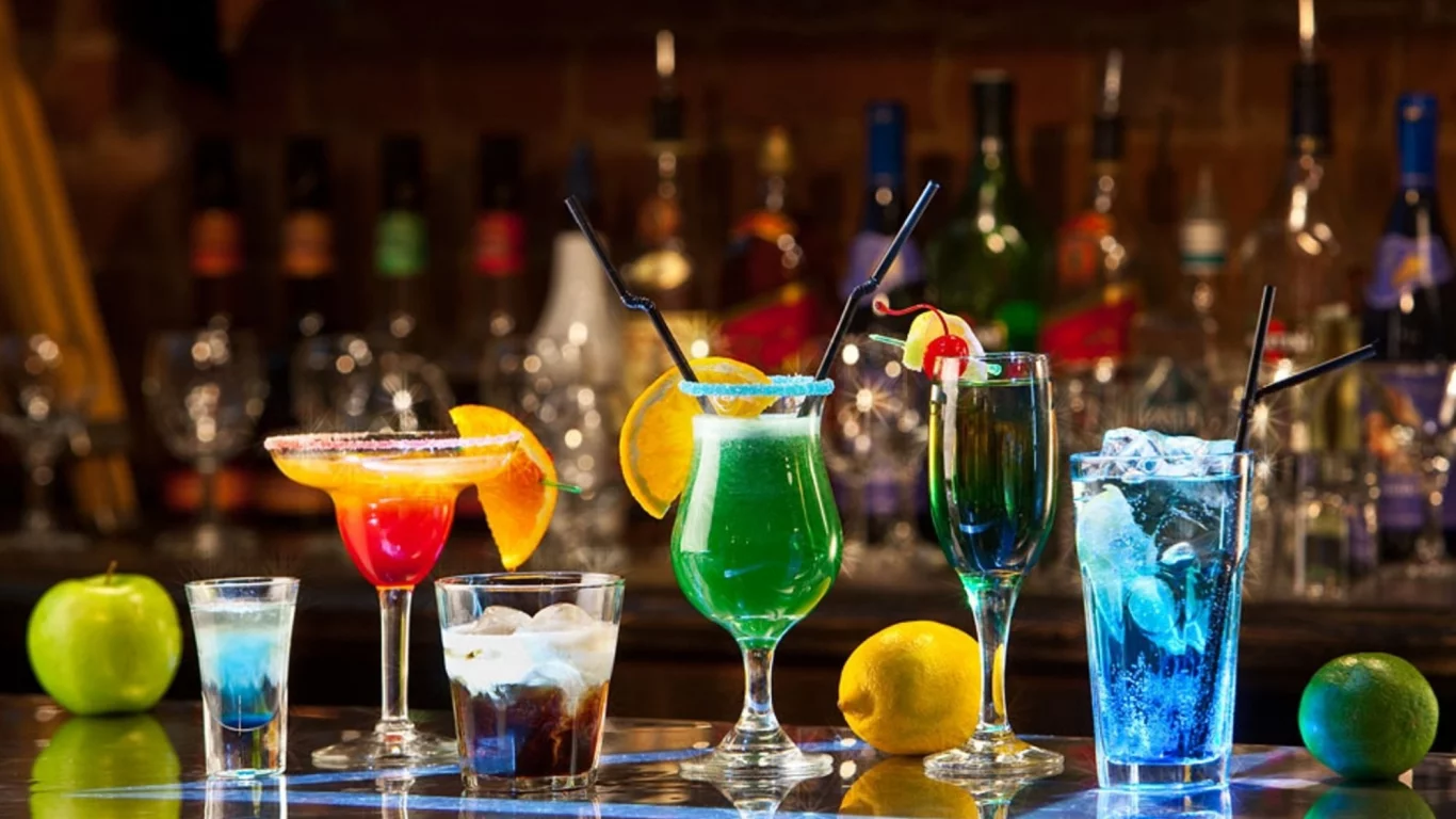 коктейли, cocktails, diferent, bar, room, wood, table, main, room, read, drink, nice, wide