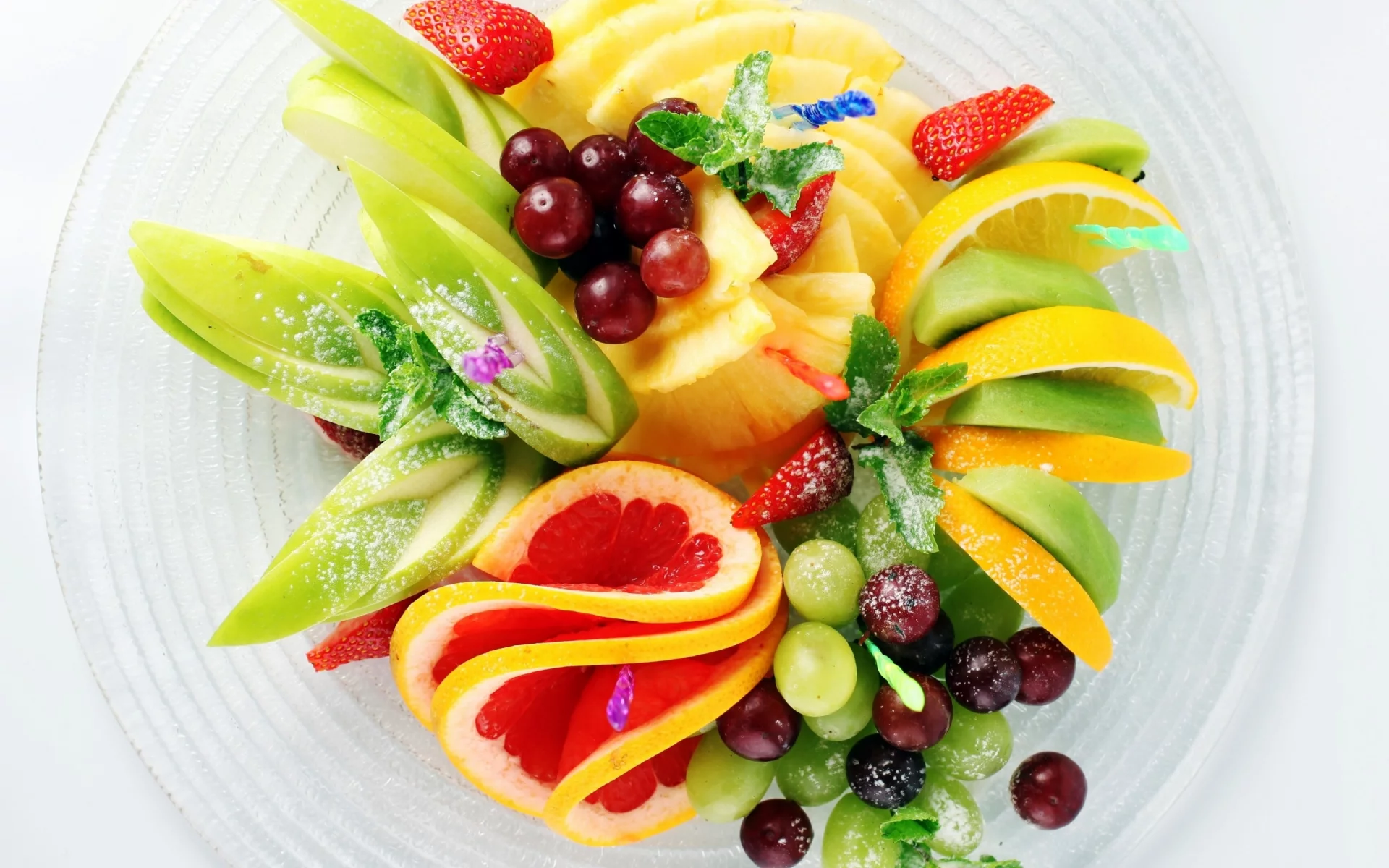 banana, strawberry, grapefruit, киви, dish, mint, apple, салат, блюдо, kiwi, salad, ruit, грейпфрут, pineapple, виноград, lemon, клубника, лимон, grapes, яблоко, фрукты, ананас, банан, мята