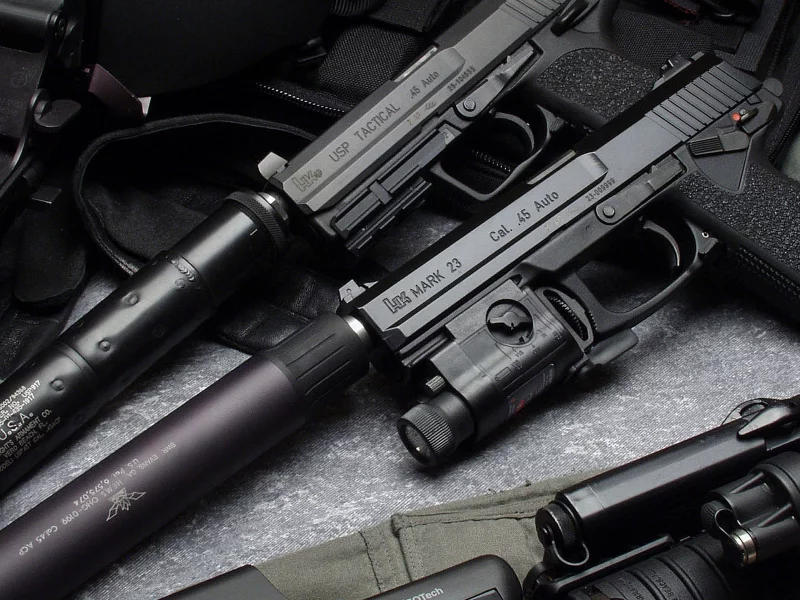 пистолет, хеклер кох, марк23, глушитель, фонарь, ksc, heckler und koch, hk, heckler, koch, mark23, mark, 23, usp, silencer, flashlight, silence, ammobag, ammo, pistol, pistolet, ammunition, pistol, table, weapon, gun, pistols, weapons, chrom, dark, s