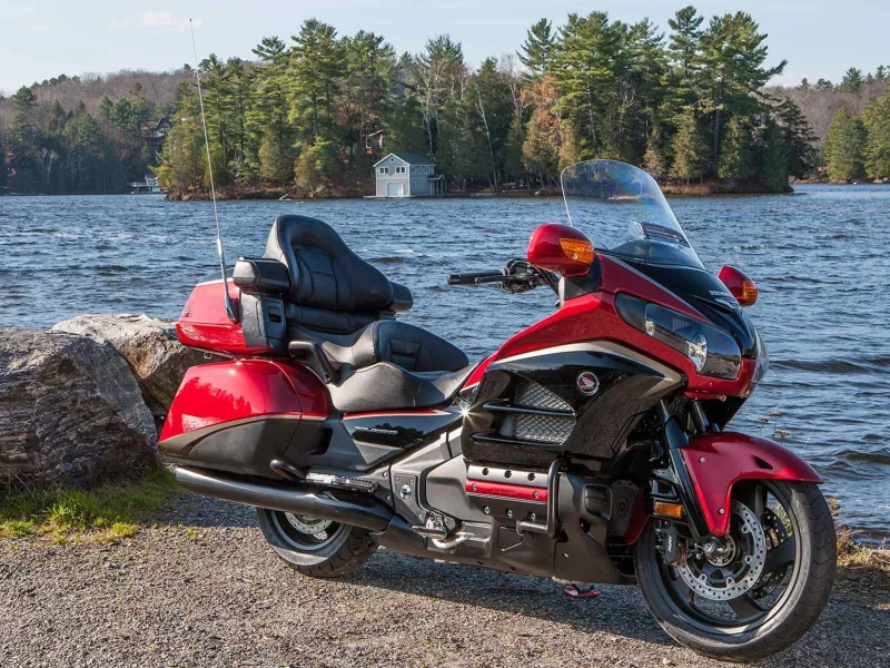 мотоцикл, хонда, honda, gl1800, gold, wing, audio, comfort, navi, xm, abs, motorbike, bike, storm, highball, dark, see, sun, darkness, red, highway, town, мотоцикл, wide
