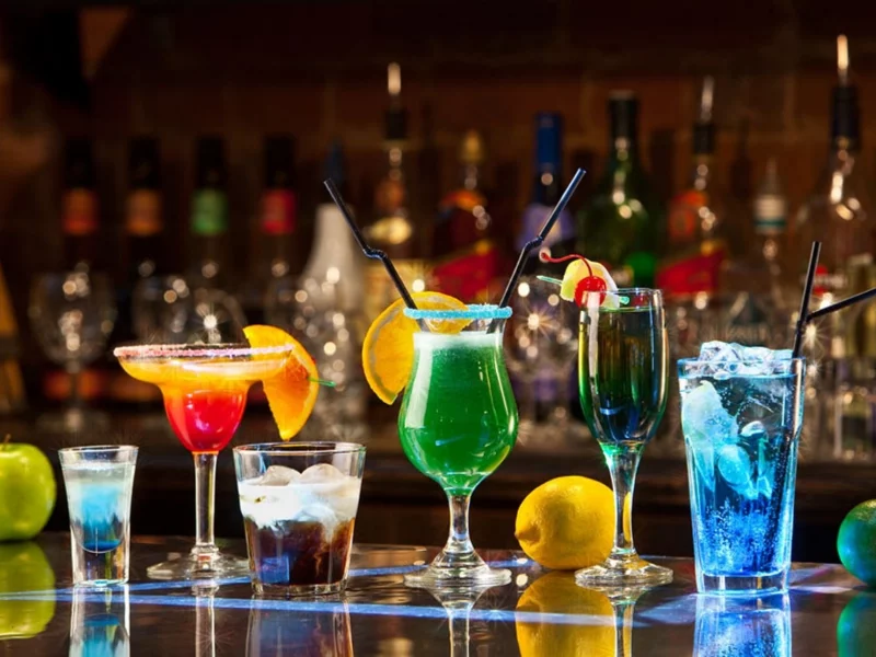 коктейли, cocktails, diferent, bar, room, wood, table, main, room, read, drink, nice, wide