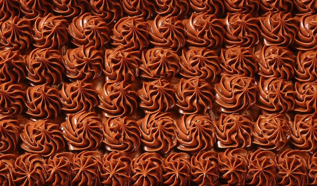 шоколад, фигурный, конфеты, комната, table, chocolate, curly, candy, dark, room, nice, sweets, environment, wood, table, main, room, read, nice, wide