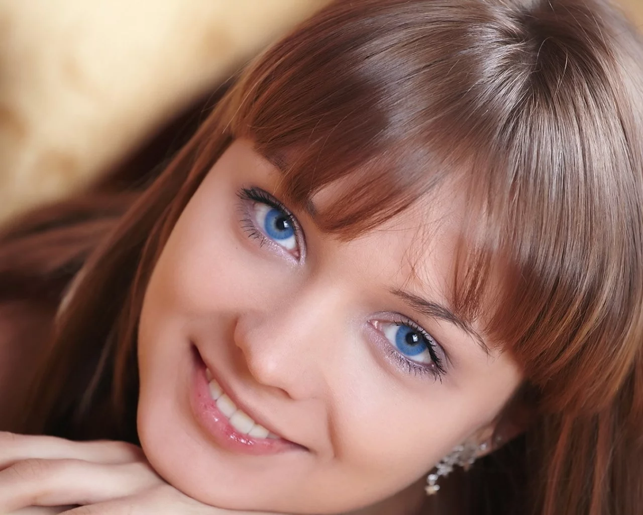 face, blue eyes, redhead