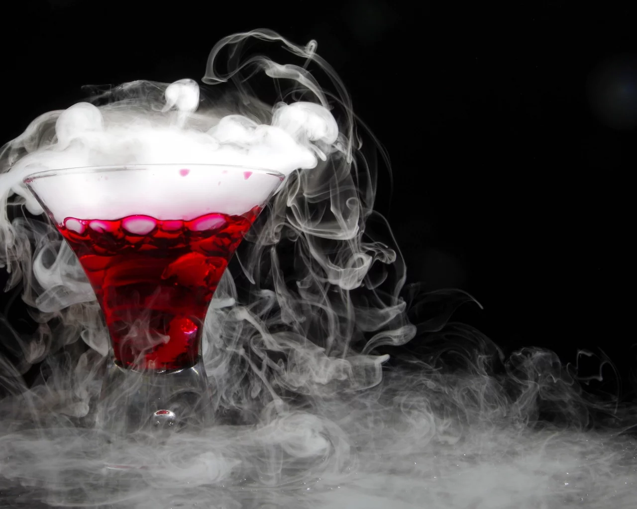 cocktail, drink, red, dryice