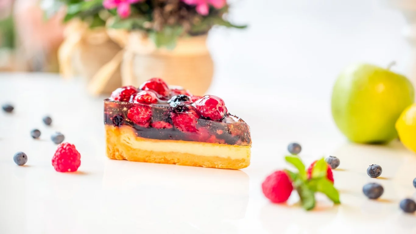 tort, zhele, iagody, iabloko, desert, торт, десерт, желе
