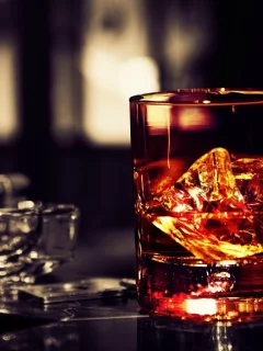виски, стол, комната, whiskey, table, ice, old, room, dark, nice, environment, wood, table, main, room, book, read, vine, nice, wide