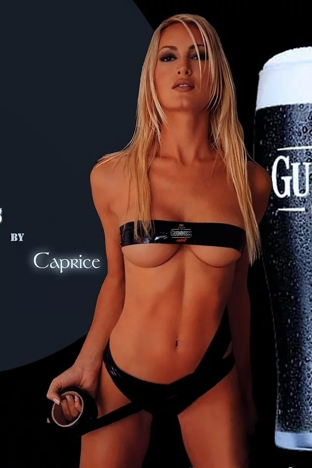 пиво, темное, девушка, girl, beer, dark, guinness, light, diferent, bar, room, wood, table, main, room, read, bira, four, see, nice, wide