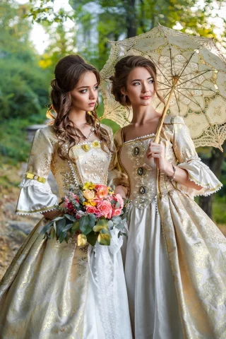 прически, цветы, ретро, нарядные, зонт, шатенки, красивые, лес, природа, украшения, деревья, платья, макияж, тропинка, боке, девушки