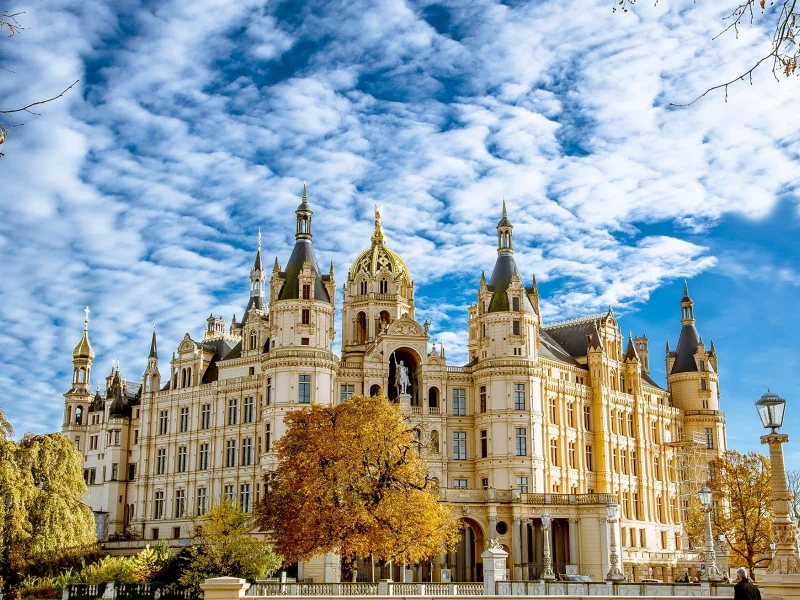 облака, осень, небо, солнце, chwerin, дворец, деревья, германия