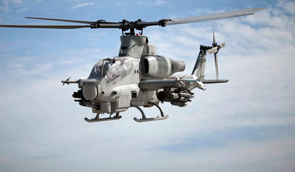 кобра, вертолёт, cobra, ah1z, ah, 1z, aircrafbell, air, fly, usa, sky, army, military, front, helicopters, military, heli, high, fly, flight, sun, summer, see, sky, wide