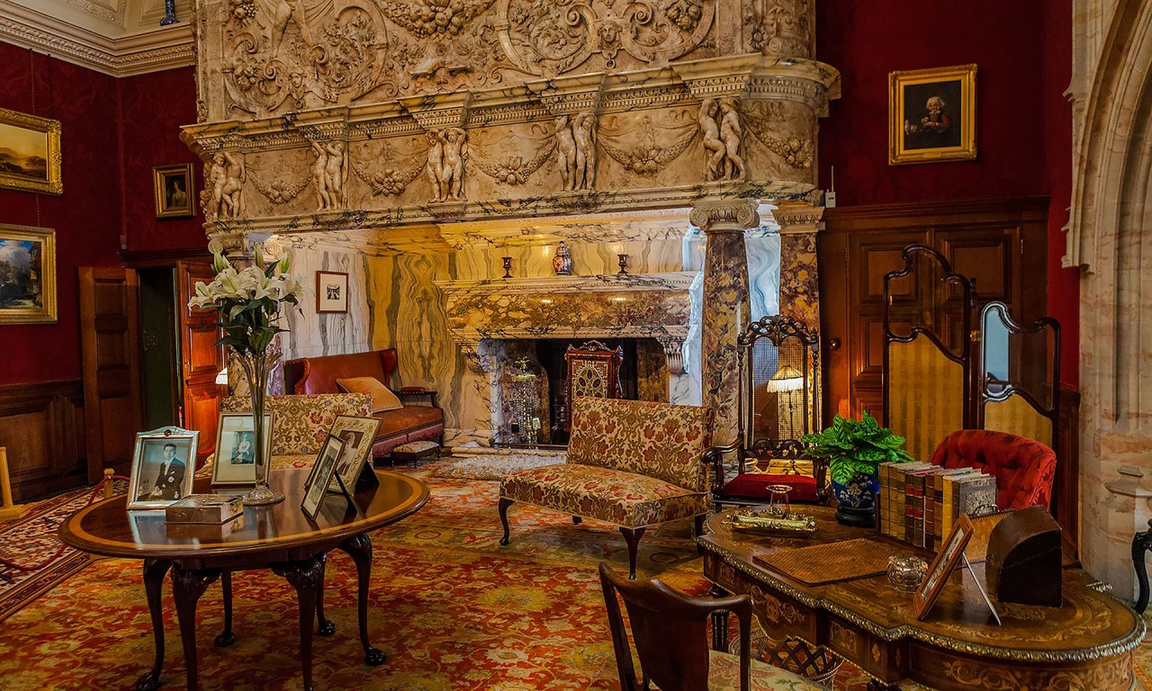 комната, мраморный камин, huge marble fireplace inside cragside house in northumberland, northumberland, england, house, old, room, environment, main, victorian, marble, fireplace, read, table, read, vine, wide