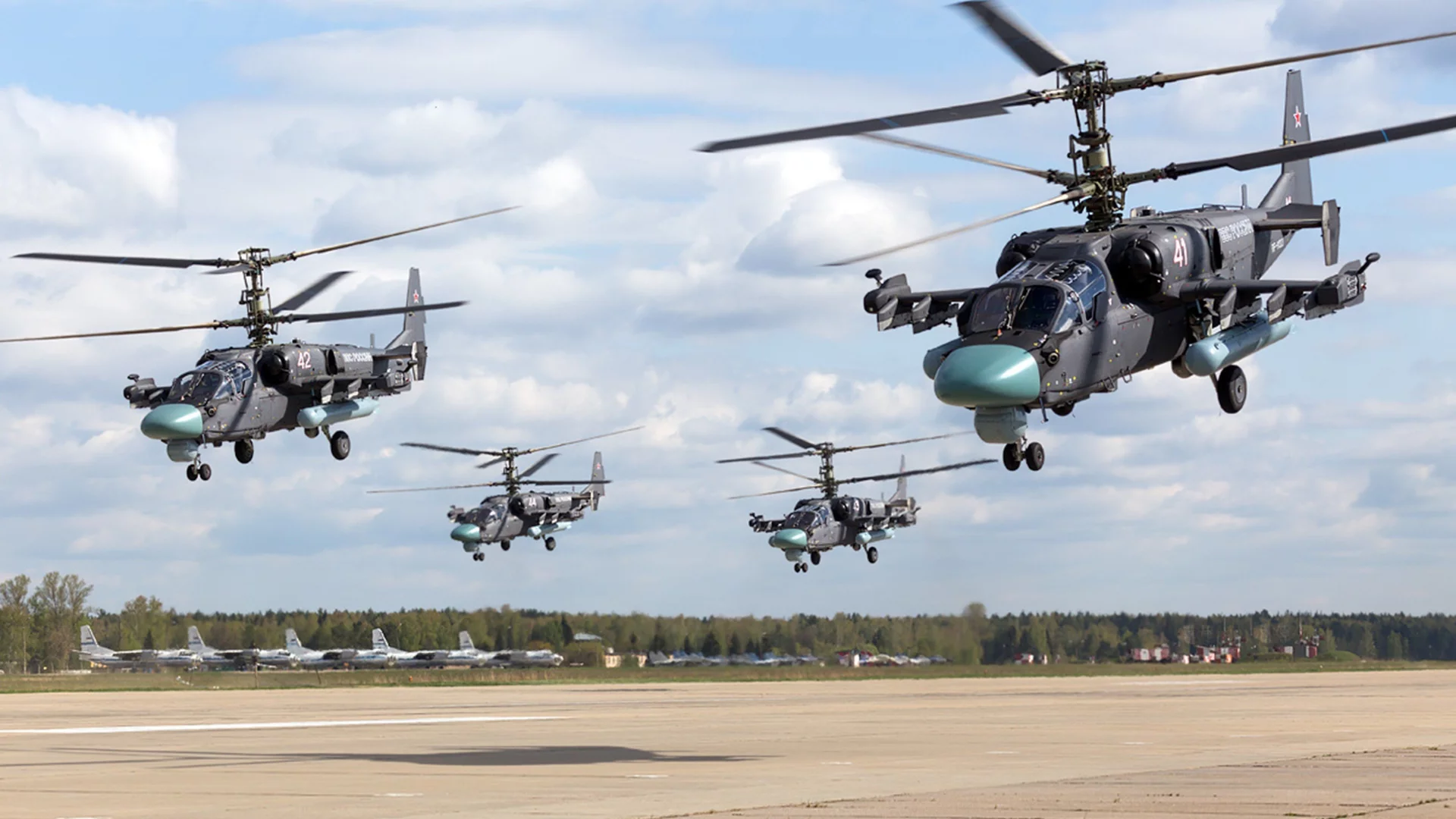 камов, ка52, ка, 52, аэродром, kamov, ka52, ka, aircraftamov, airfield, russia, alligator, army, military, front, helicopters, military, heli, high, fly, flight, sun, summer, see, sky, wide