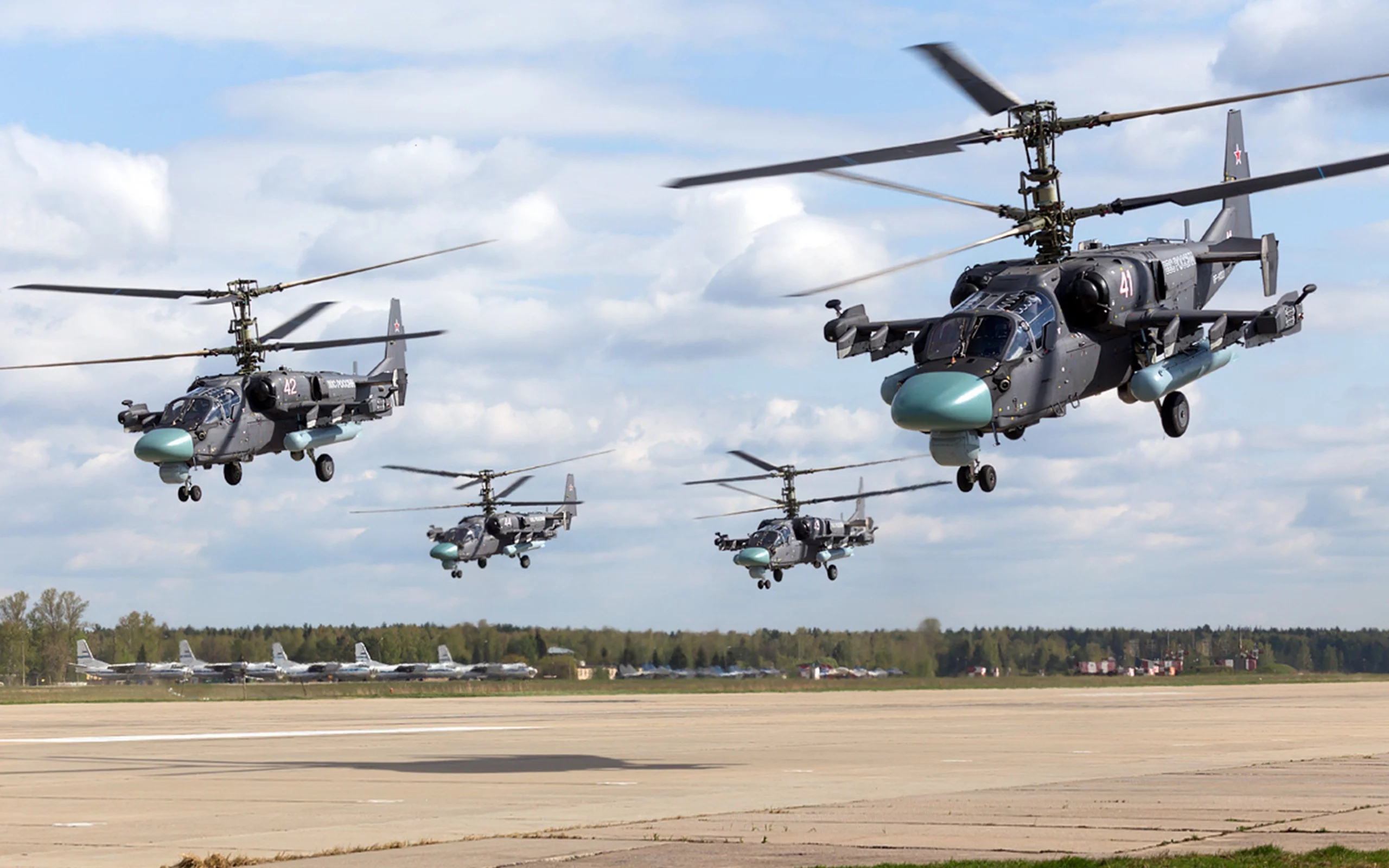 камов, ка52, ка, 52, аэродром, kamov, ka52, ka, aircraftamov, airfield, russia, alligator, army, military, front, helicopters, military, heli, high, fly, flight, sun, summer, see, sky, wide