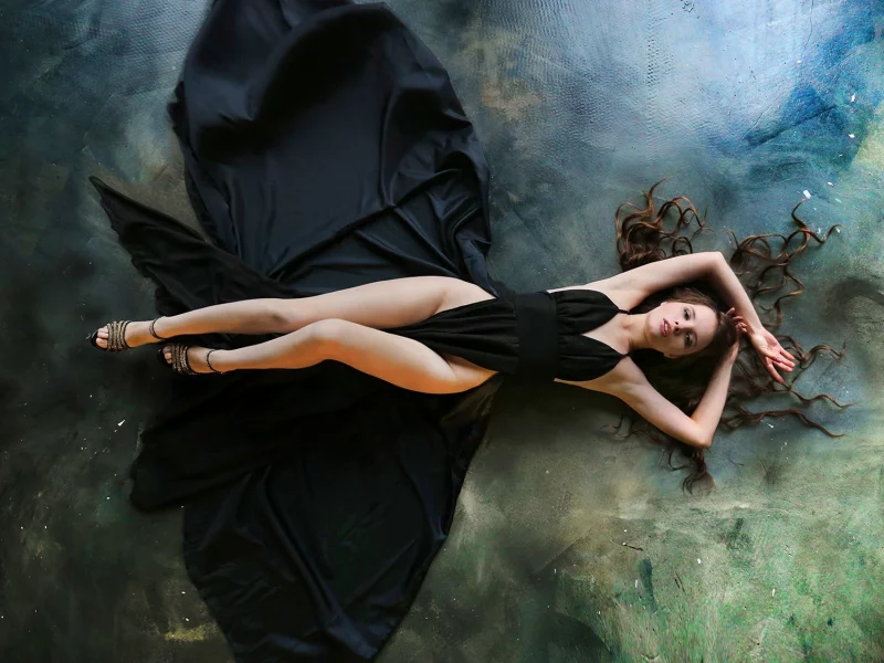 девушка, лёд, парк, girl, brown, dress, black, ice, green, light, park, old, white, sun, see, sun, summer, nice, eyes, smile, wide