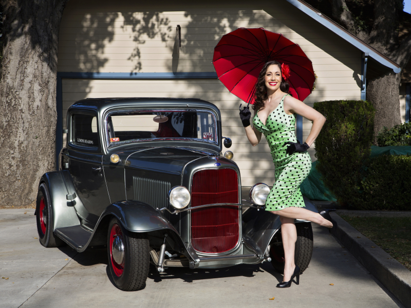 автомобиль, форд, девушка, car, girl, umbrella, ford, roadster, rod, front, grey, garage, street, path, classic, retro, oldtimer, light, see, nice, wide