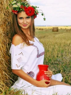 деревенская девушка, девушка, русская девушка, ножки, грудь, гламур