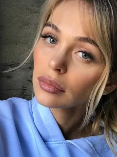анна хилькевич, девушка, актриса, макияж, блондинка, русая, крупно, пухлые губы, универ