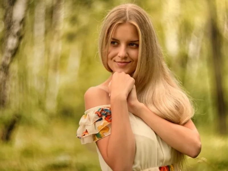 русская красавица, девушка, блондинка, шикарные волосы, красивая фигура, длинные волосы, девушка в сарафане
