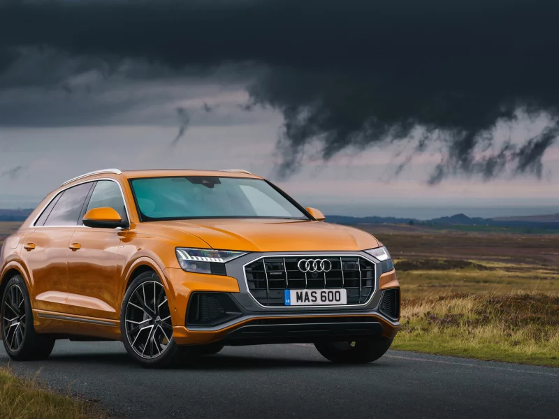 audi, q8