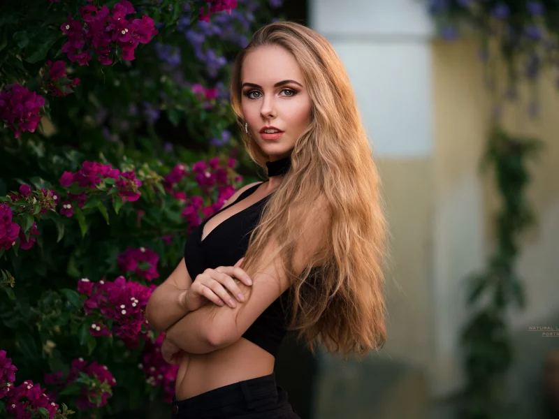 девушка, блондинка, взгляд, животик, милая, соска