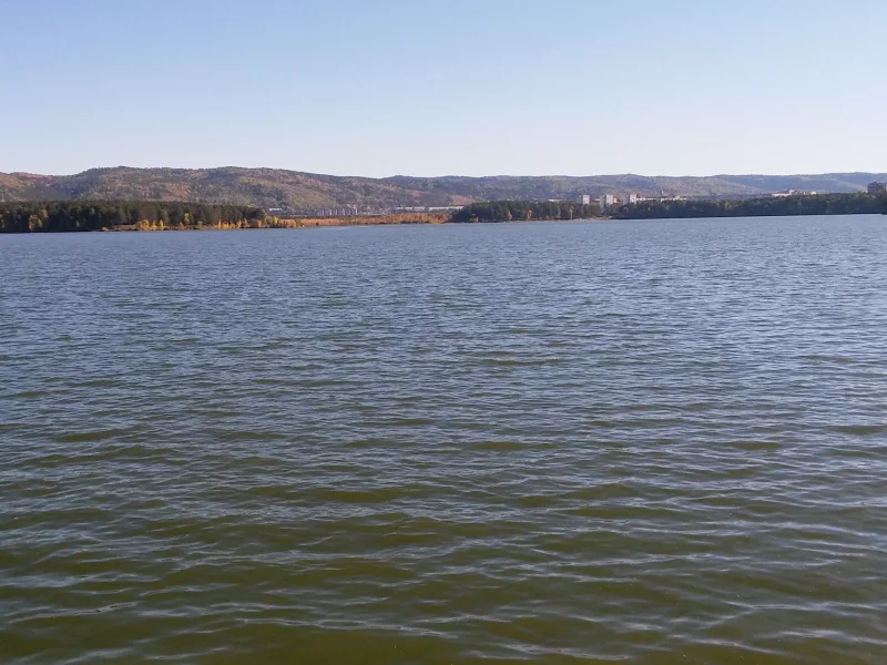 осень, городское озеро