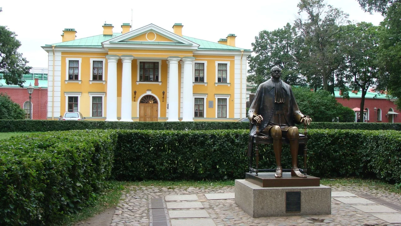 петербург, петропавловская, крепость, пётр первый, памятник, шемякин