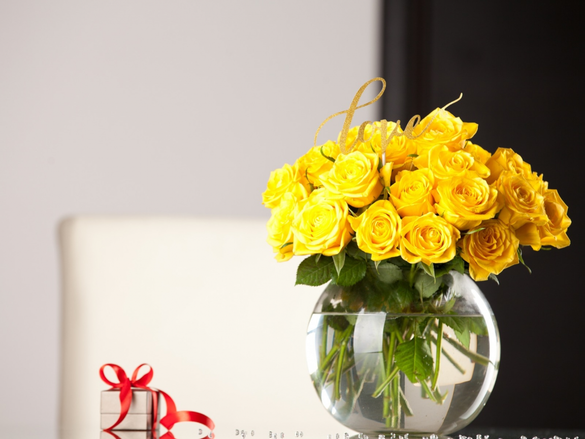 вазы, розы, желтые