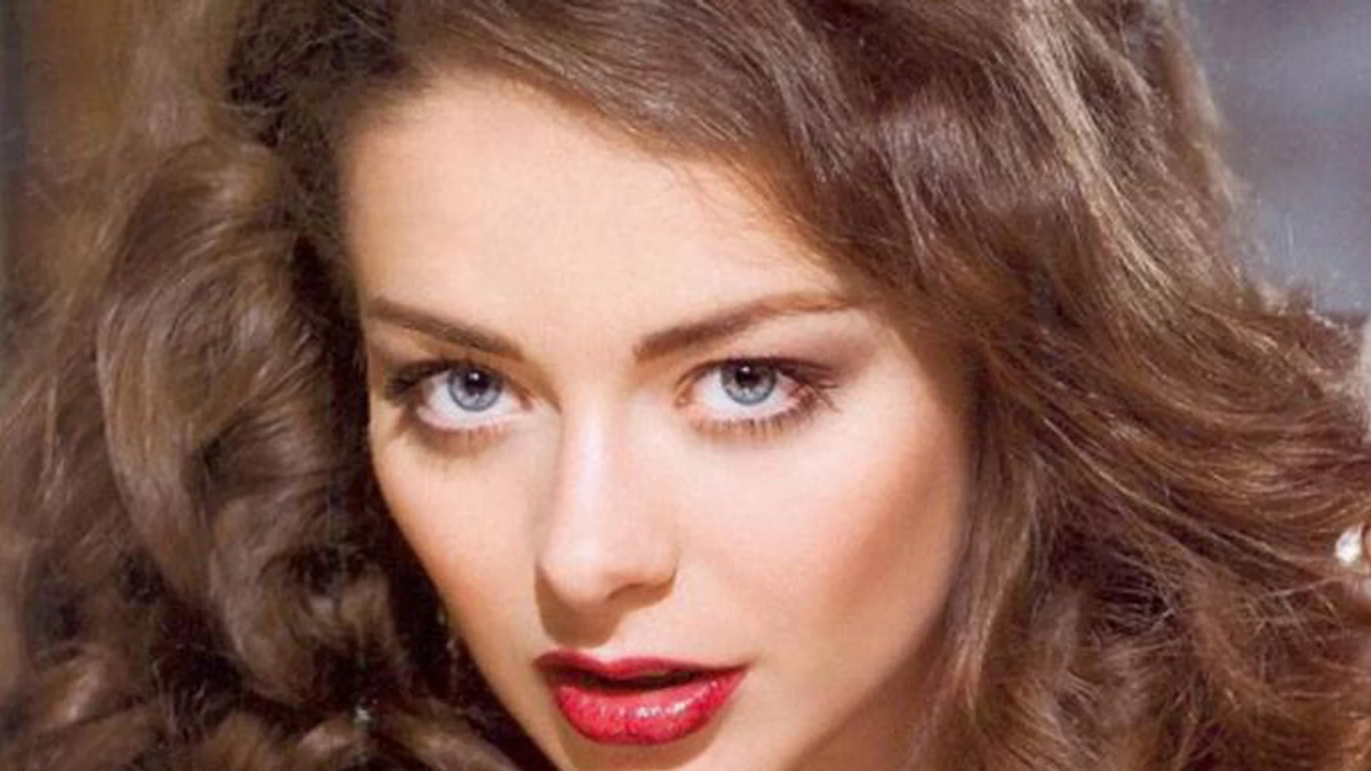 марина александрова, девушка, артистка, макияж, крупно, брюнетка, большие глаза, пухлые губы, рабочие губы