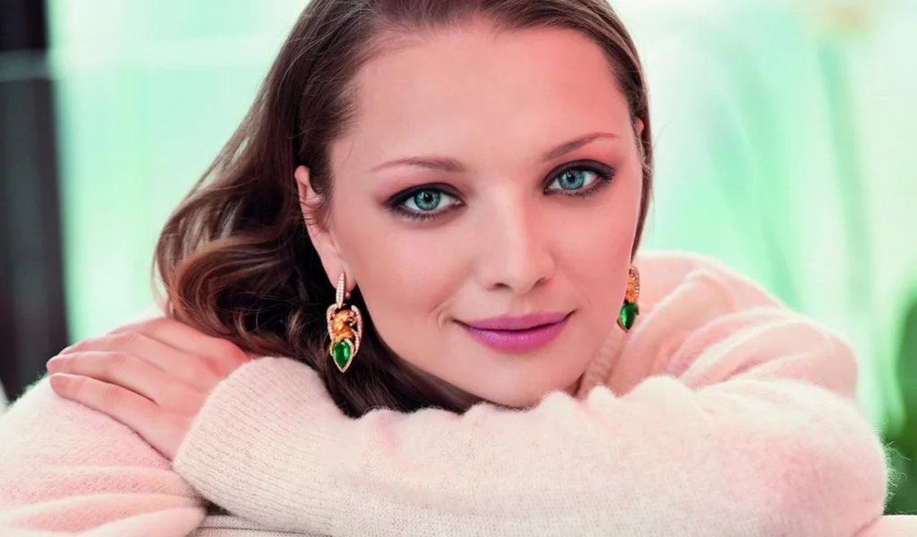 екатерина вилкова, девушка, актриса, макияж, лицо, крупно, волосы, лицо крупно, красивые глаза
