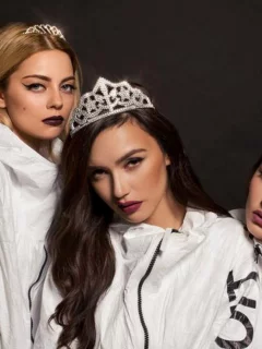 серебро, три девушки, певицы, макияж, грудь, фигура, длинные волосы