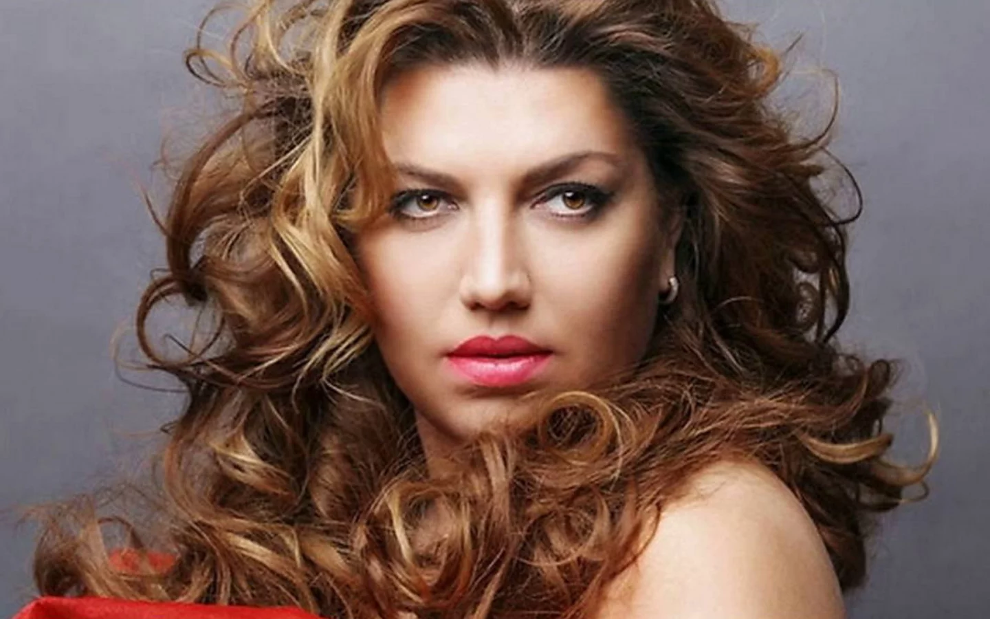 екатерина скулкина, девушка, макияж, брюнетка, пышная девушка, длинные волосы, розовые губы