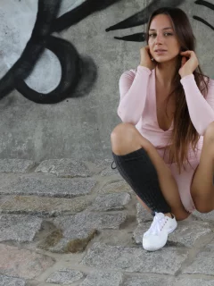девушка, милая, симпатичная, гетры, кеды