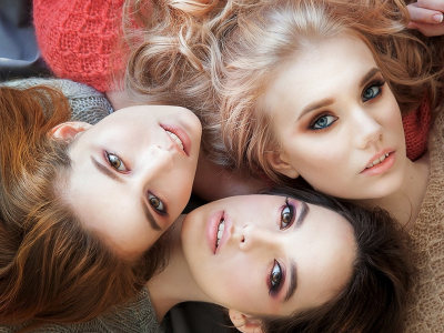 три девушки, макияж, волосы, крупно, красивые девушки