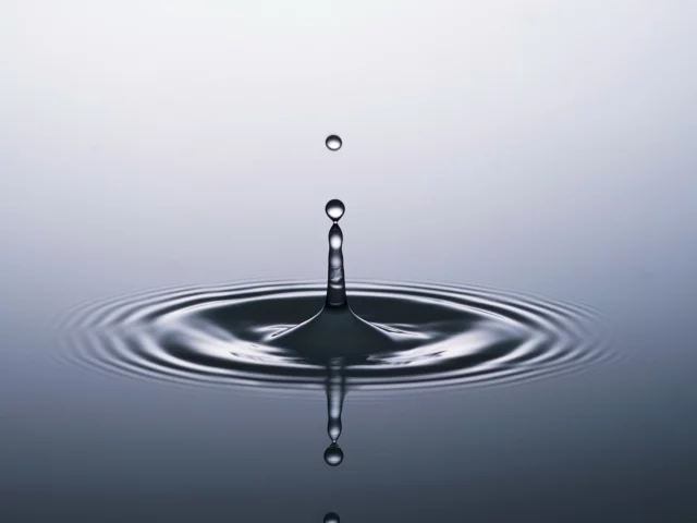 вода, капля
