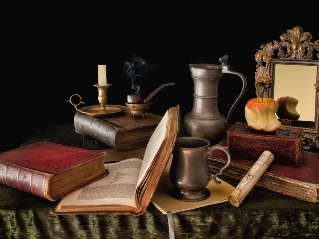 книги, кувшин, яблоко, огрызок