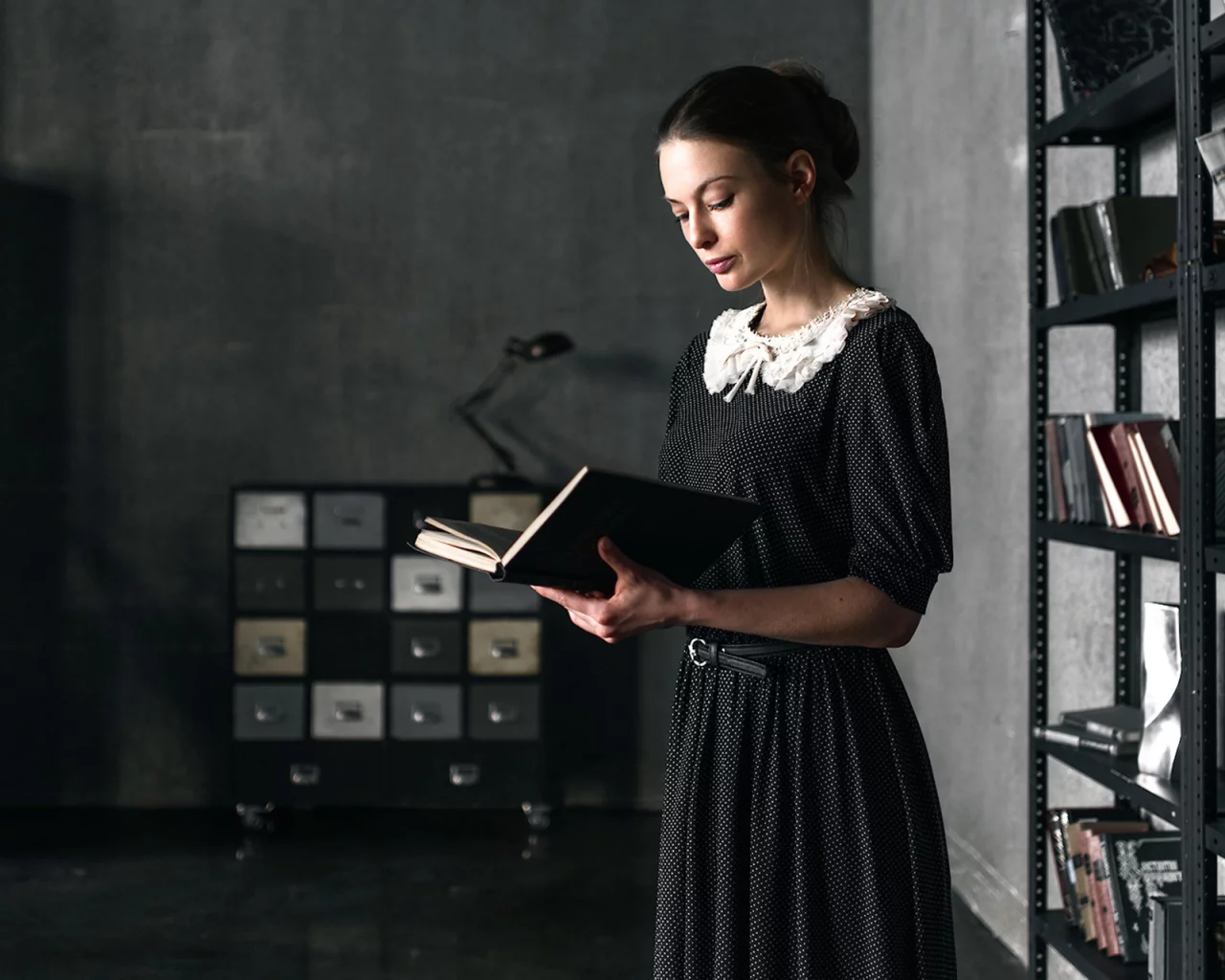 девушка, фигура, красивая, книги