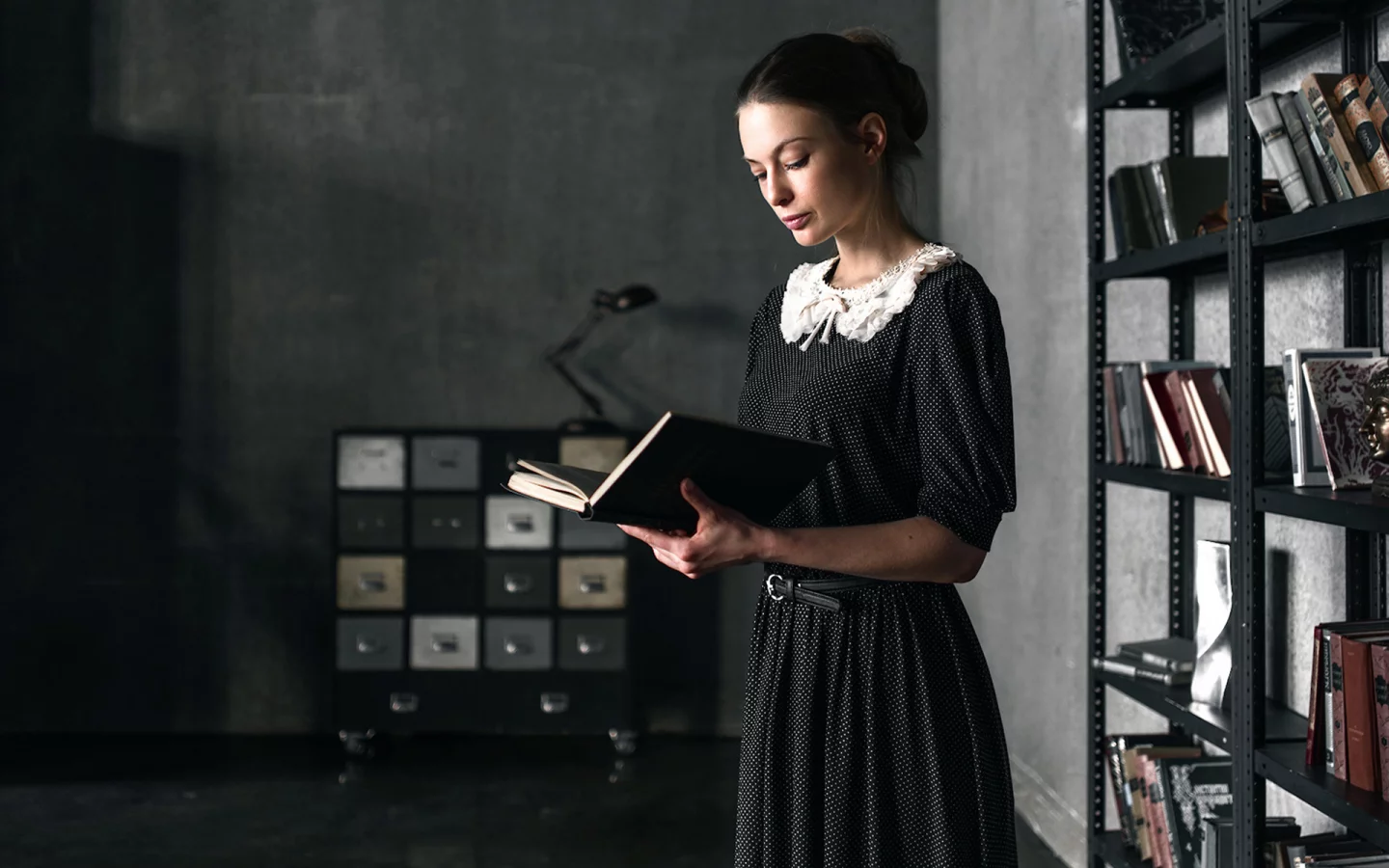девушка, фигура, красивая, книги