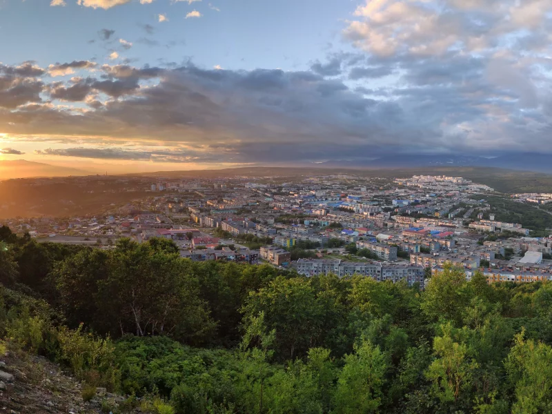 дорога, горы, сопки, камчатка, россия, природа, пейзаж, небо, город, дома, лес