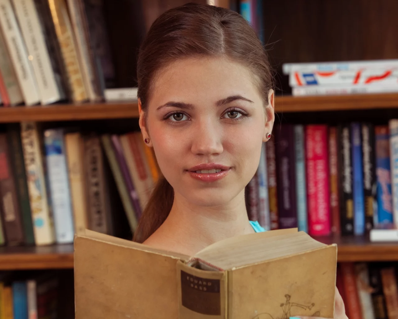 девушка, взгляд красивая