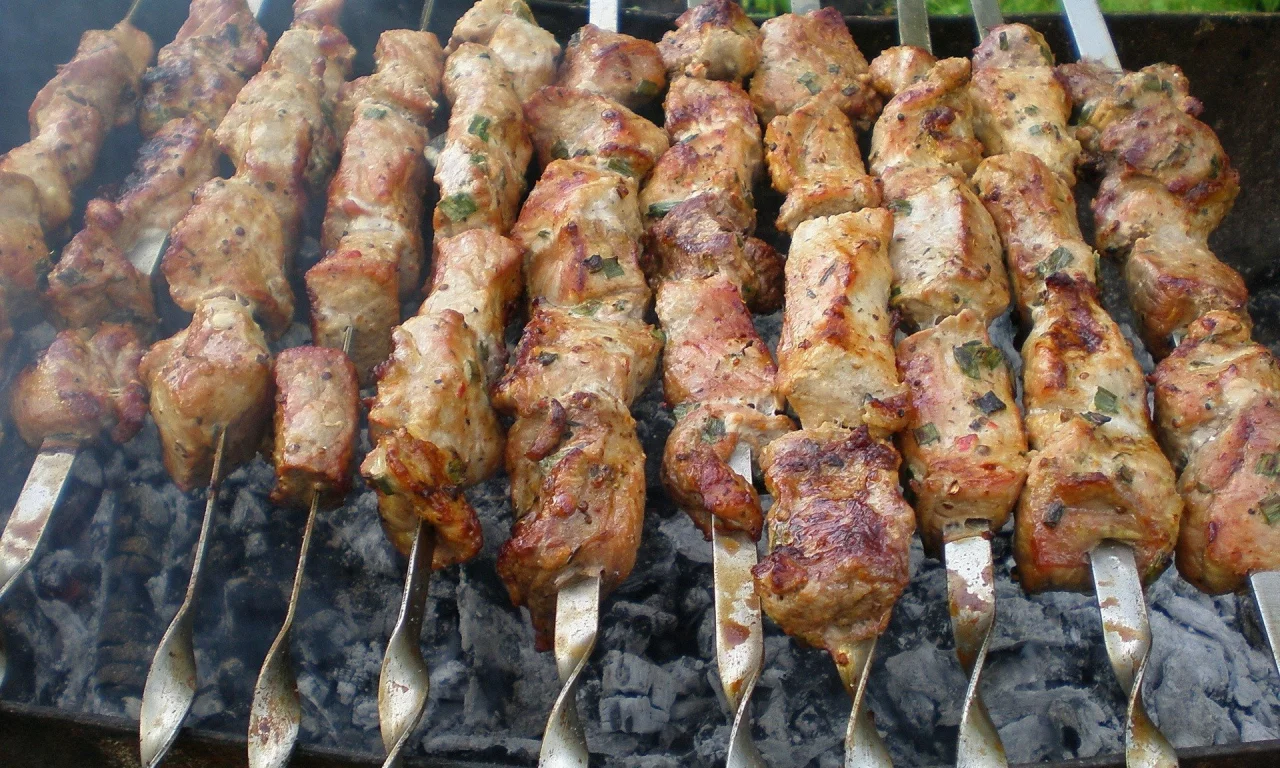 шашлык, мясо, шампура