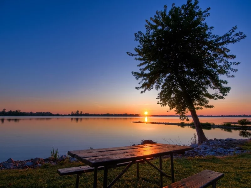 озера, лавочка, закат