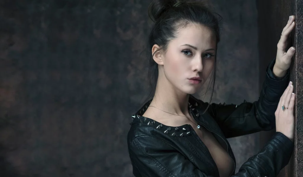 девушка, брюнетка, взгляд, куртка, catherine timokhina