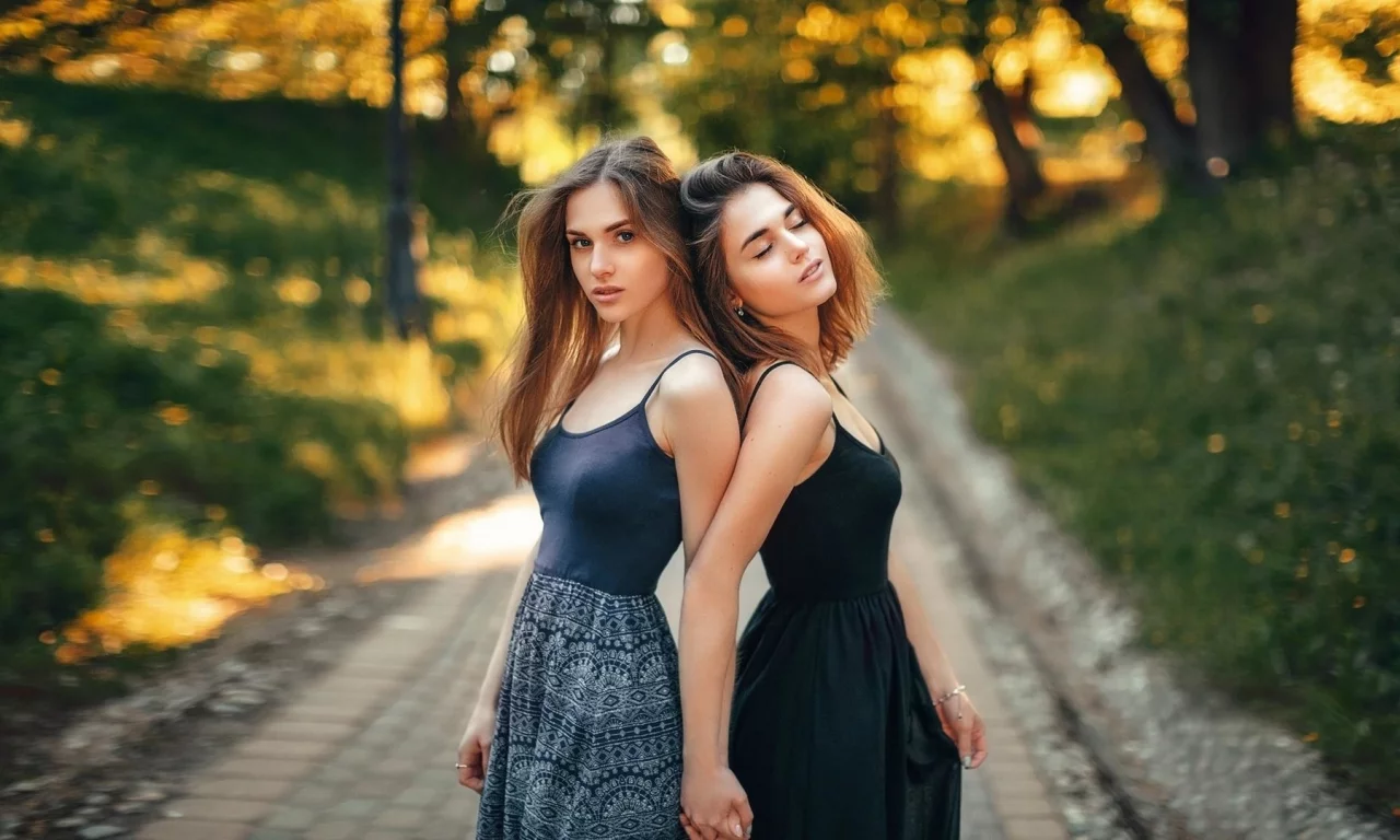 девушки, подружки, прогулка