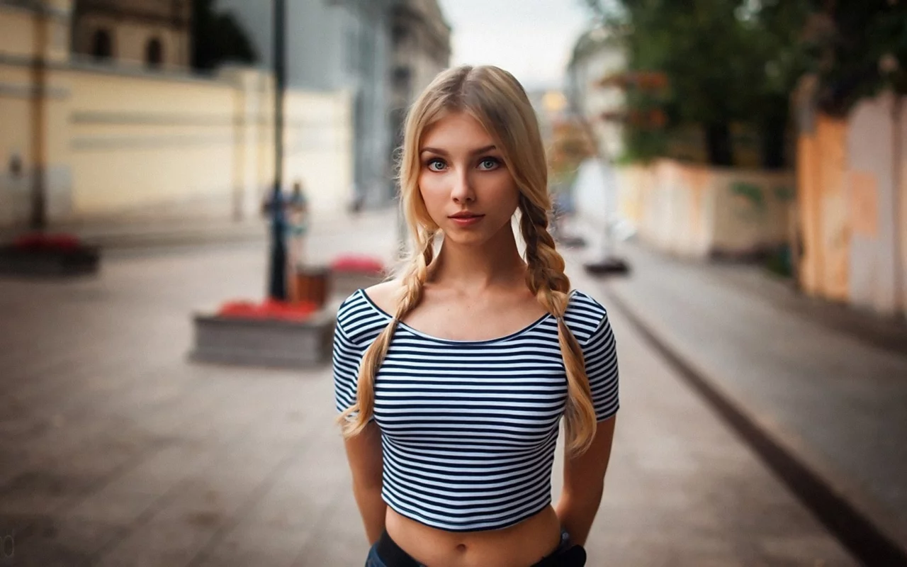 девушка, блондинка, взгляд, косички