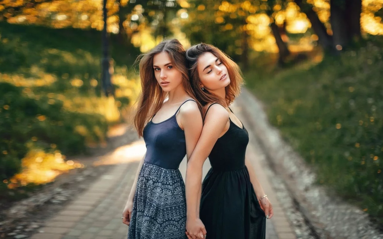 девушки, подружки, прогулка