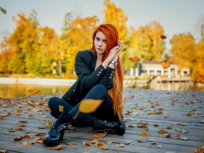 девушка, рыжая, длинные волосы, осень, листья, река