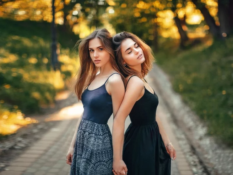 девушки, подружки, прогулка